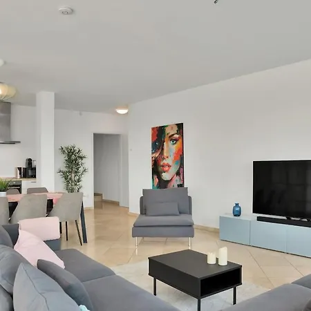 -heated Pool -amazing View -ideal For Groups Villa