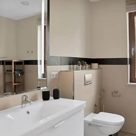 -heated Pool -amazing View -ideal For Groups Villa *