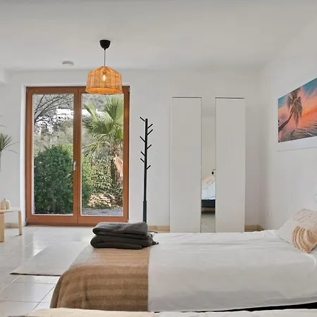 Villa -heated Pool -amazing View -ideal For Groups *