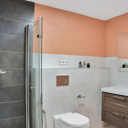 -heated Pool -amazing View -ideal For Groups *