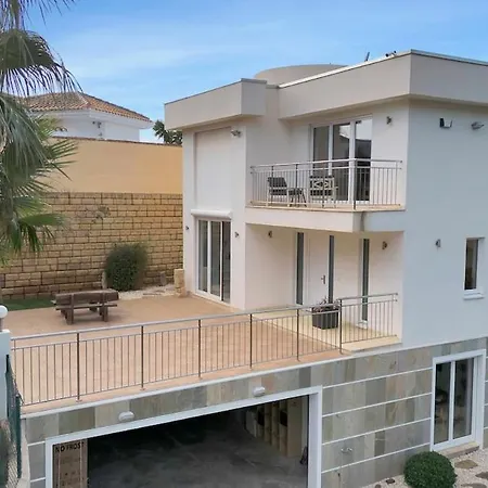 Villa -heated Pool -amazing View -ideal For Groups *