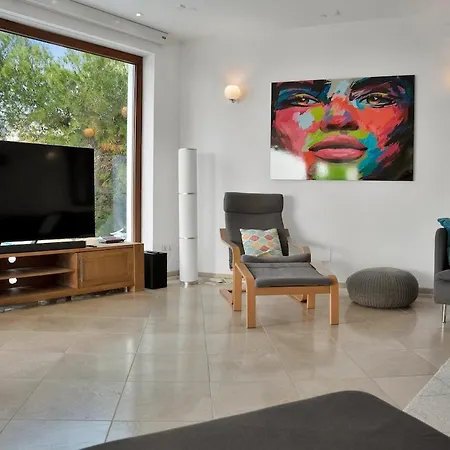 -heated Pool -amazing View -ideal For Groups Villa *