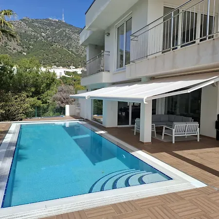 Villa -heated Pool -amazing View -ideal For Groups