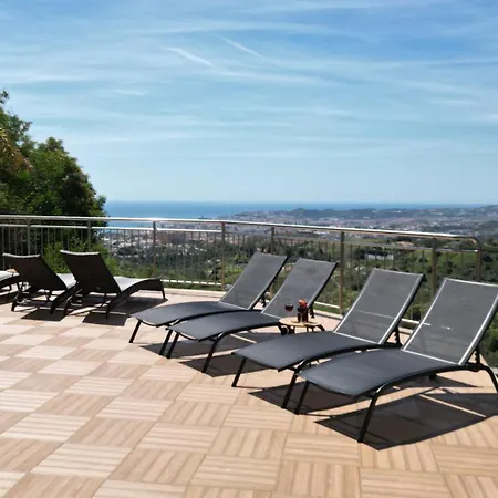 -heated Pool -amazing View -ideal For Groups Villa *