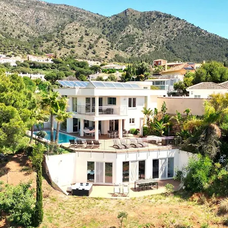 -heated Pool -amazing View -ideal For Groups Villa Mijas